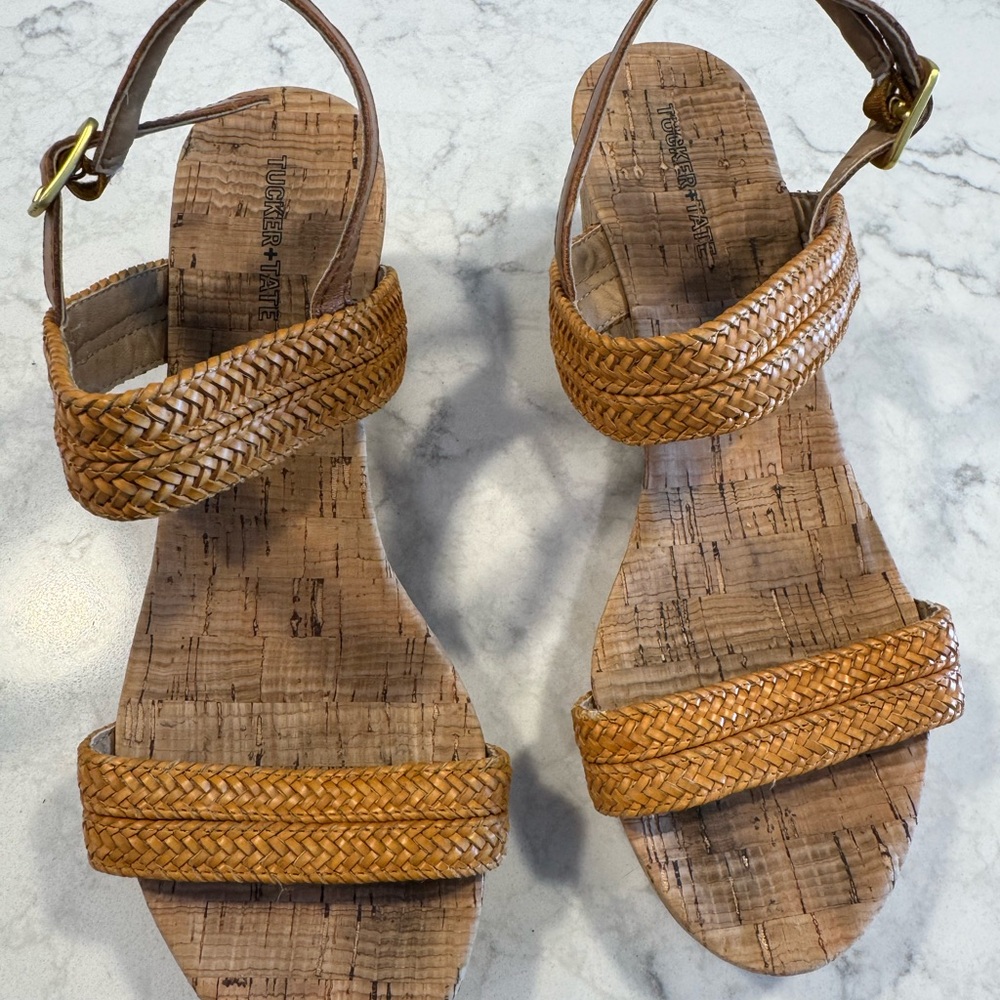 Girl’s Tan Sandals